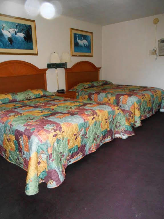 Travel Inn Daytona Daytona Beach Bagian luar foto